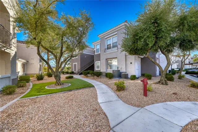$310,000 | 2325 Windmill Parkway, Unit 1512, Henderson, NV 89074