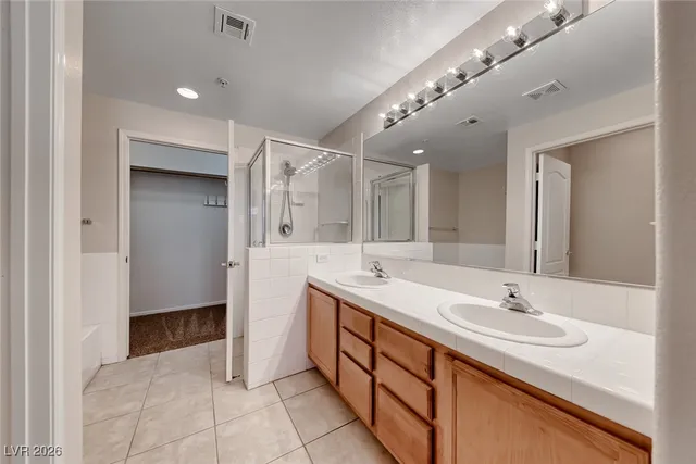 $310,000 | 2325 Windmill Parkway, Unit 1512, Henderson, NV 89074