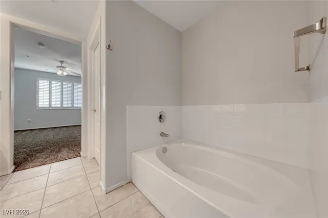 $310,000 | 2325 Windmill Parkway, Unit 1512, Henderson, NV 89074