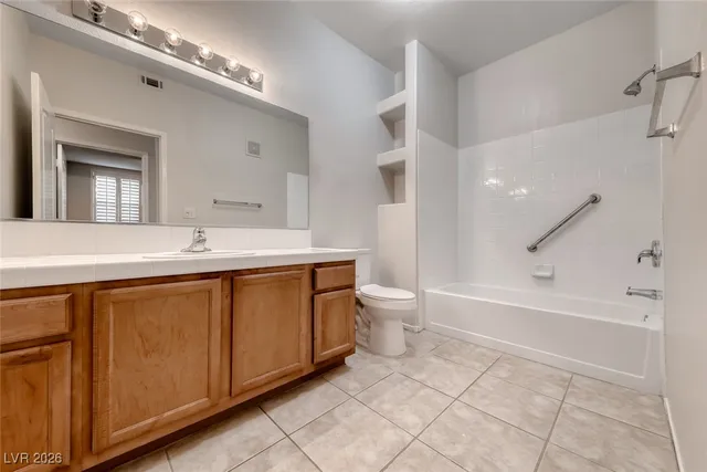 $310,000 | 2325 Windmill Parkway, Unit 1512, Henderson, NV 89074