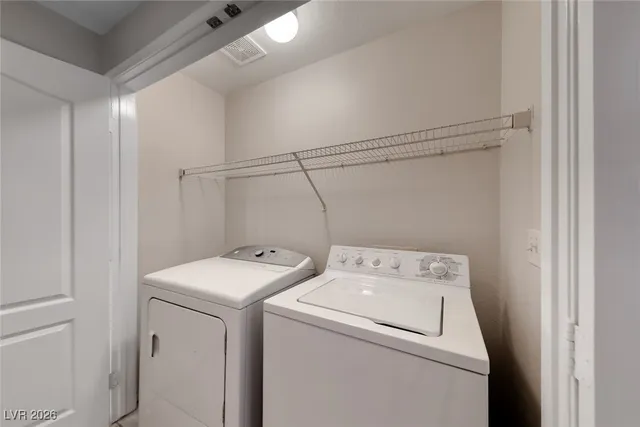 $310,000 | 2325 Windmill Parkway, Unit 1512, Henderson, NV 89074