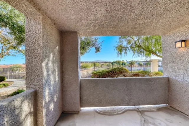 $310,000 | 2325 Windmill Parkway, Unit 1512, Henderson, NV 89074