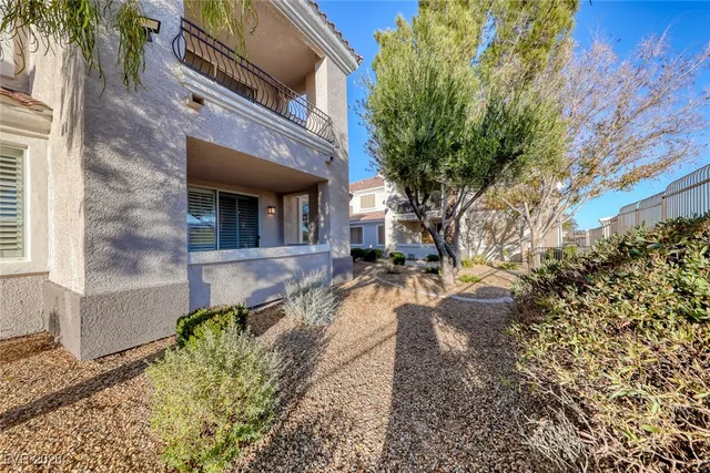 $310,000 | 2325 Windmill Parkway, Unit 1512, Henderson, NV 89074