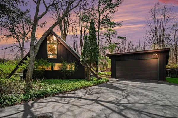 $249,900 | 295 Elmgrove Road, Greece, NY 14626