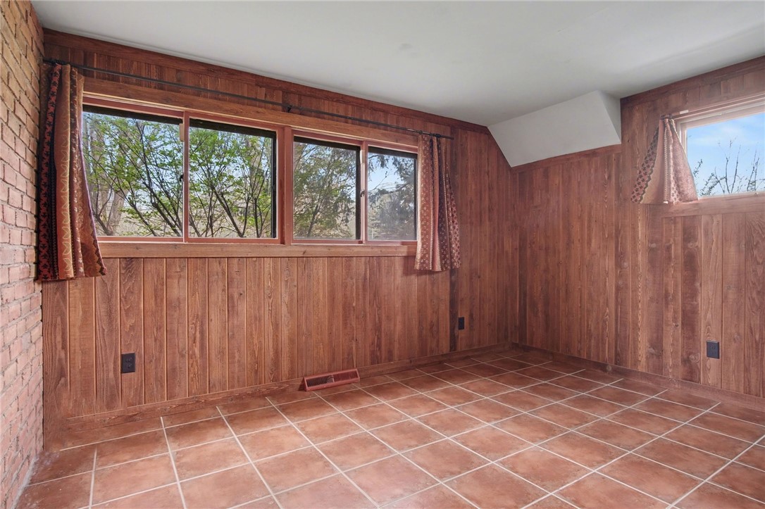 295 Elmgrove Road Greece, NY 14626 - Photo 12 of 27