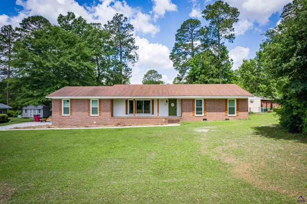 $215,000 | 30 Daniel Street, Hawkinsville, GA 31036