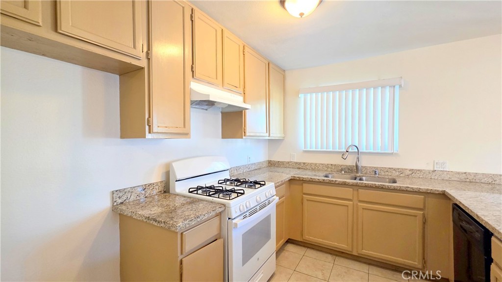 7331 9th Street, Unit 6 Buena Park, CA 90621 - Photo 7 of 20
