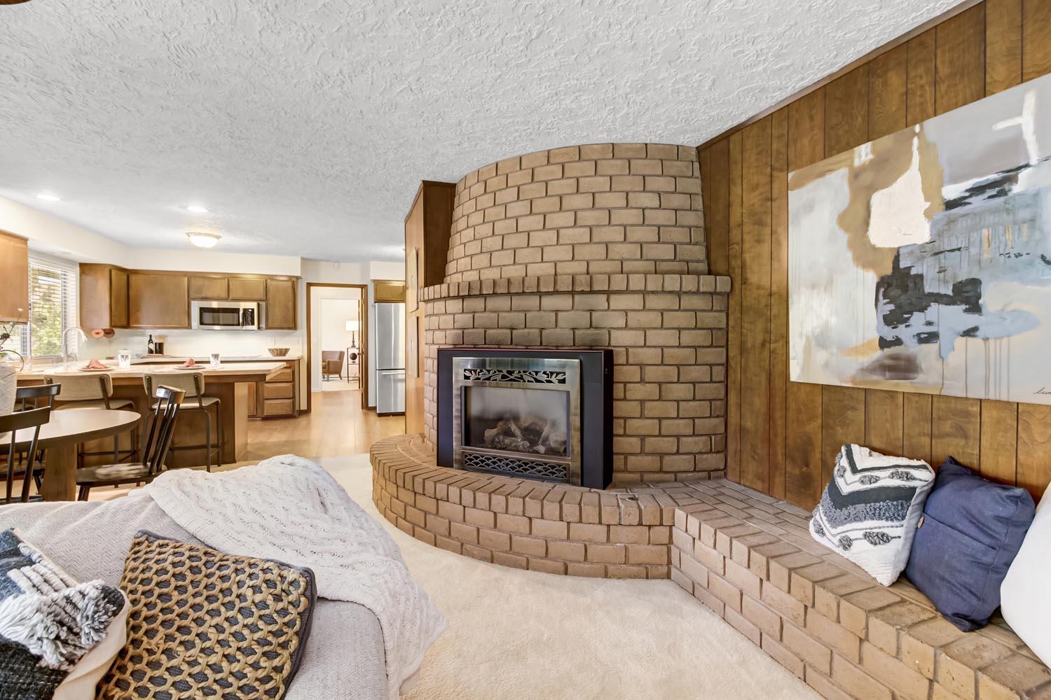 2964 Marco Way Carmichael, CA 95608 - Photo 11 of 49 a living room with furniture