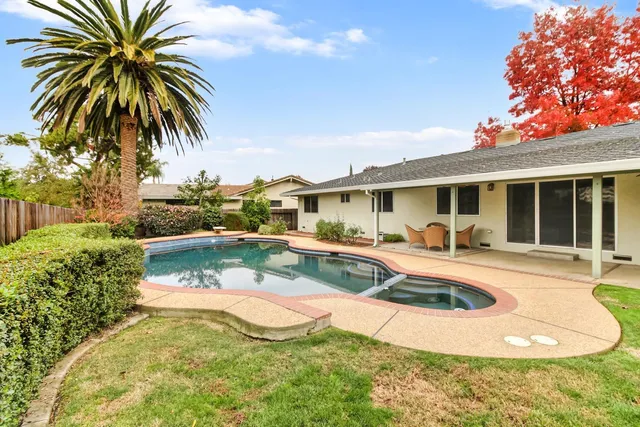 $785,000 | 2964 Marco Way, Carmichael, CA 95608