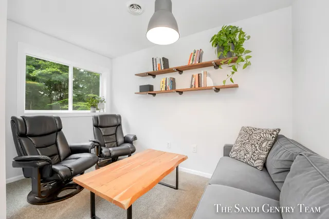 $349,900 | 568 River Hills Drive, Newaygo, MI 49337