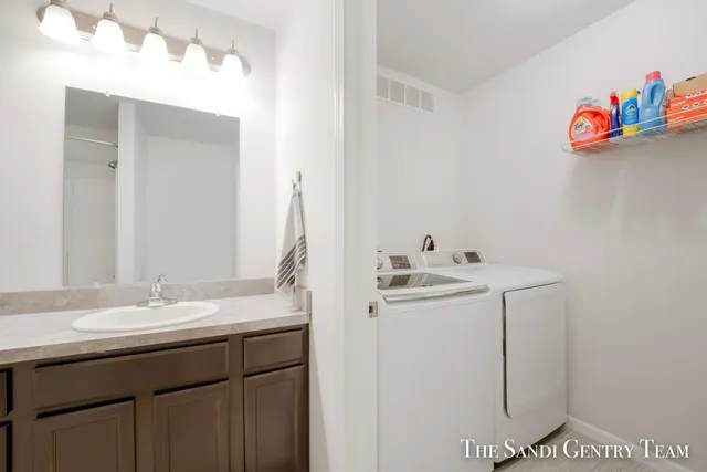 $349,900 | 568 River Hills Drive, Newaygo, MI 49337