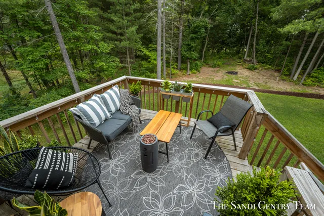 $349,900 | 568 River Hills Drive, Newaygo, MI 49337