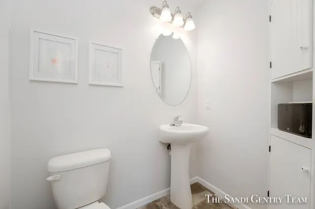 $349,900 | 568 River Hills Drive, Newaygo, MI 49337