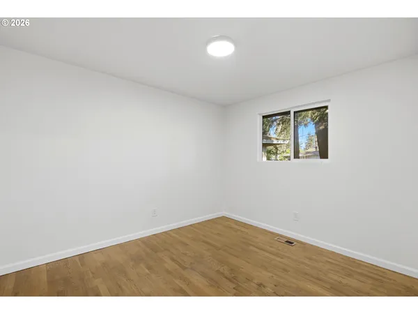 $405,000 | 18640 Southeast Yamhill Circle, Portland, OR 97233