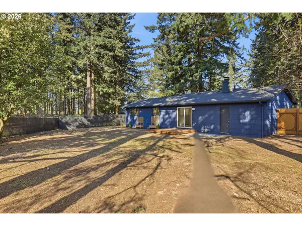 $405,000 | 18640 Southeast Yamhill Circle, Portland, OR 97233