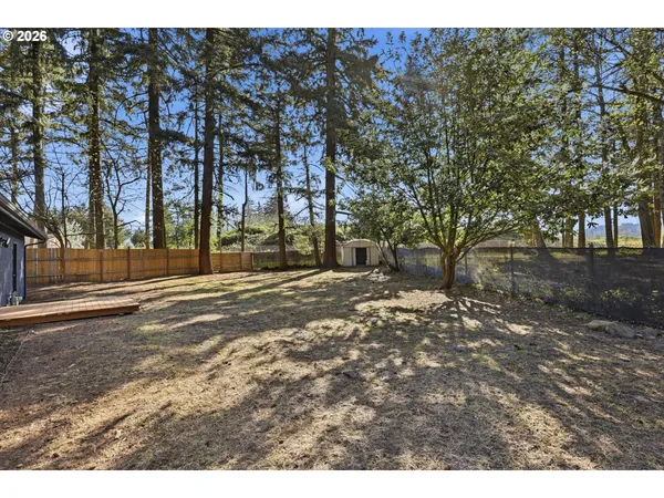 $405,000 | 18640 Southeast Yamhill Circle, Portland, OR 97233