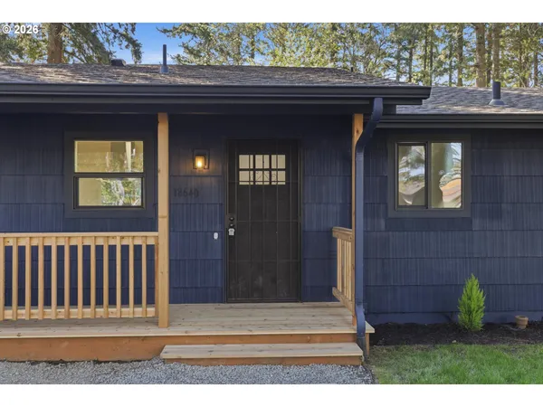 $405,000 | 18640 Southeast Yamhill Circle, Portland, OR 97233
