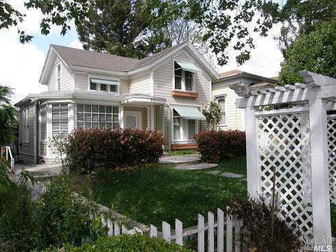 613 Cherry Street Santa Rosa, CA 95404 - Photo 1 of 1 Main House
