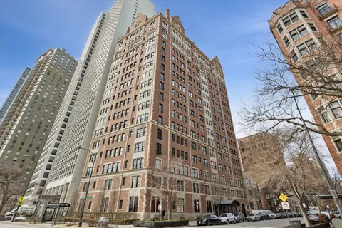 $1,100,000 | 1120 North Lake Shore Drive, Unit 16B, Chicago, IL 60611