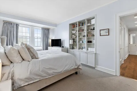 $1,100,000 | 1120 North Lake Shore Drive, Unit 16B, Chicago, IL 60611