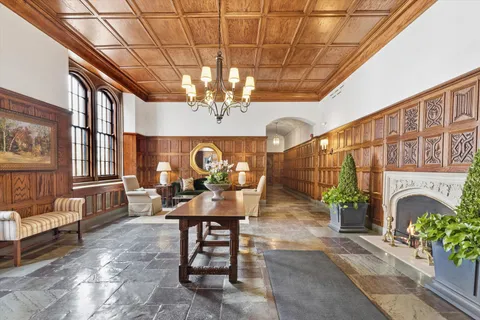 $1,100,000 | 1120 North Lake Shore Drive, Unit 16B, Chicago, IL 60611