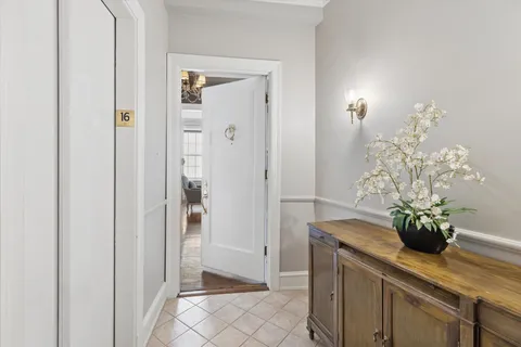 $1,100,000 | 1120 North Lake Shore Drive, Unit 16B, Chicago, IL 60611