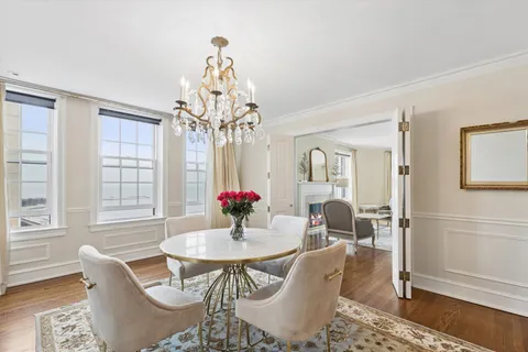 $1,100,000 | 1120 North Lake Shore Drive, Unit 16B, Chicago, IL 60611