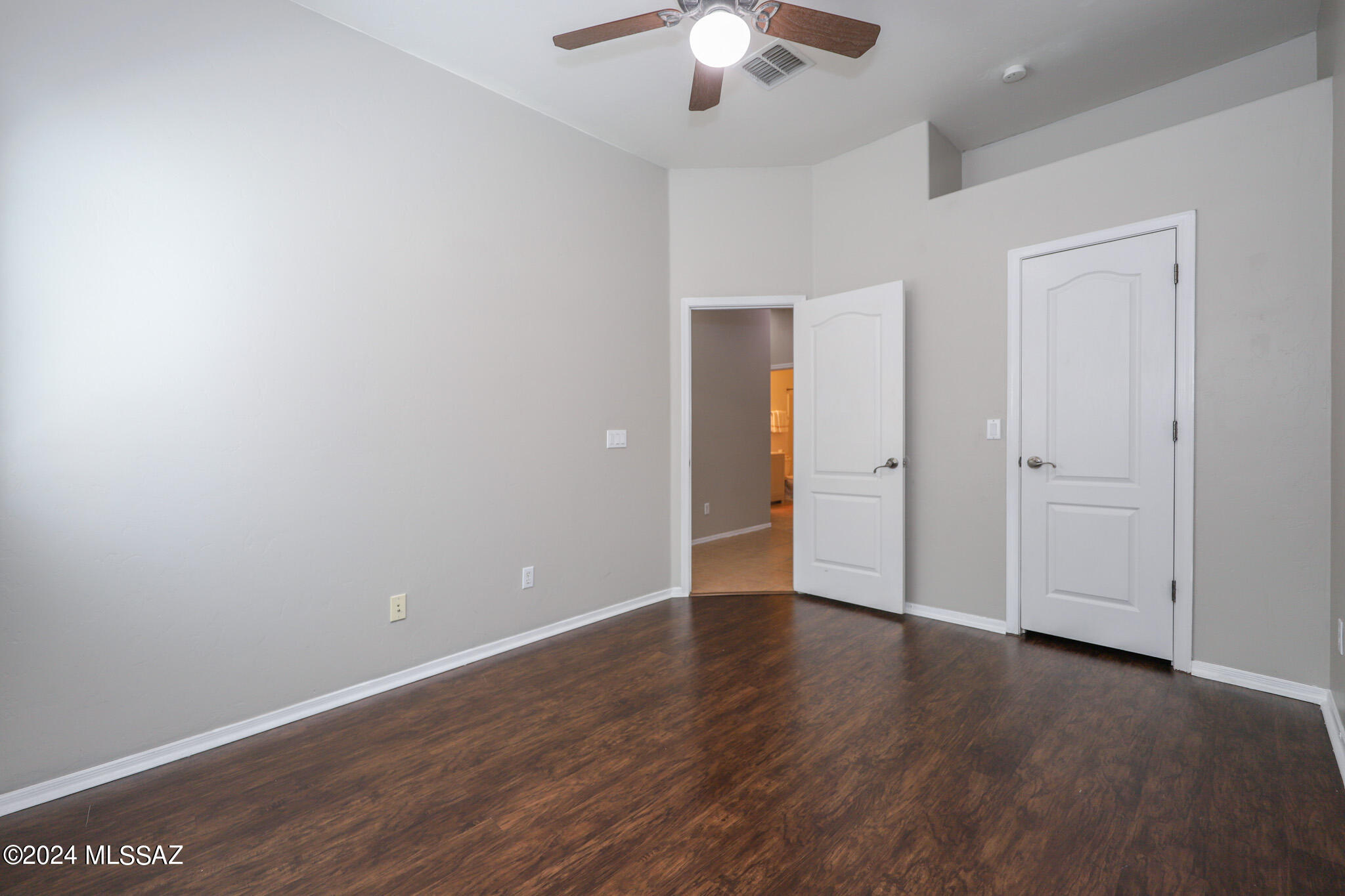 7856 North Rondure Loop Tucson, AZ 85743 - Photo 32 of 42