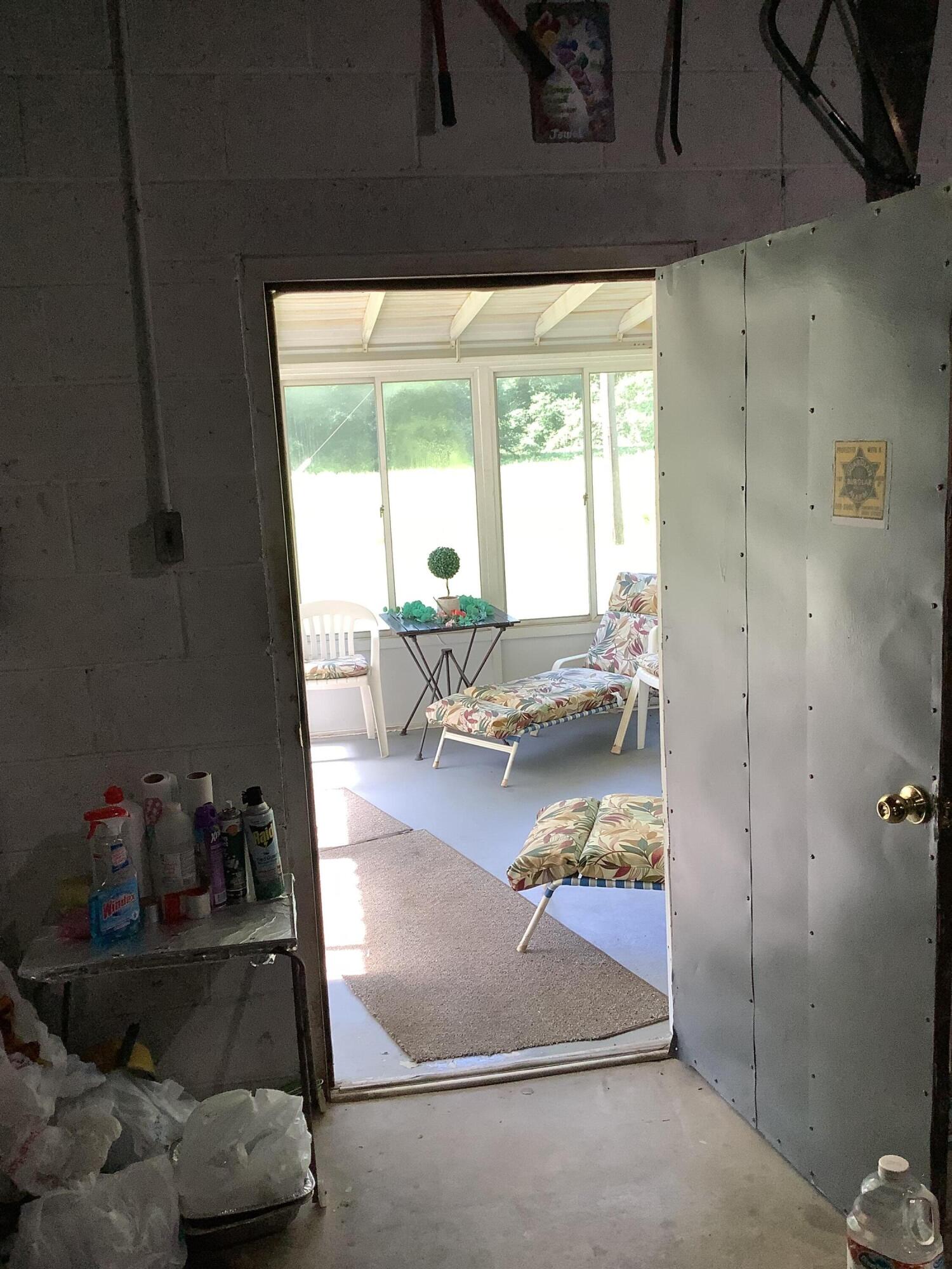 44481 Dunn Road Belleville, MI 48111 - Photo 37 of 68 IMG_1294