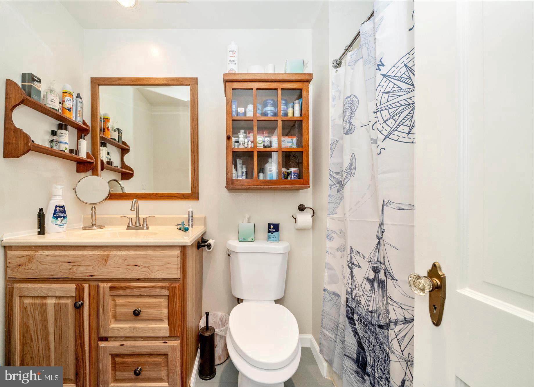 20807 Townsend Road Rohrersville, MD 21779 - Photo 26 of 63 Hall Bath