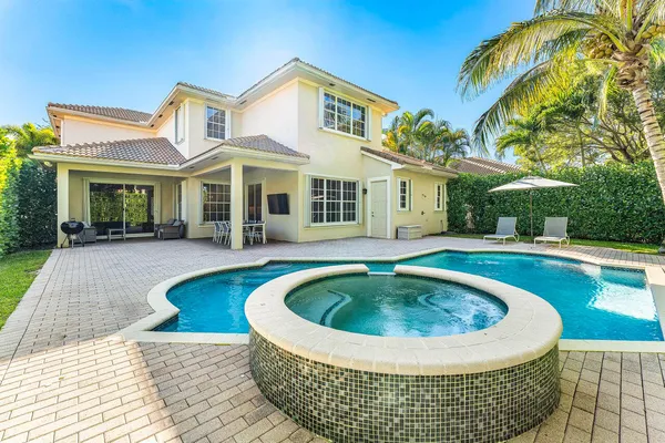 $1,599,000 | 149 Via Catalunha, Jupiter, FL 33458