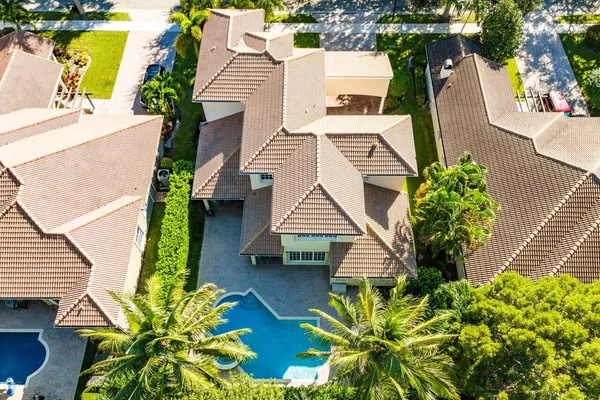 $1,599,000 | 149 Via Catalunha, Jupiter, FL 33458