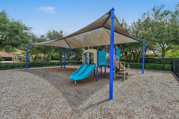 $1,599,000 | 149 Via Catalunha, Jupiter, FL 33458