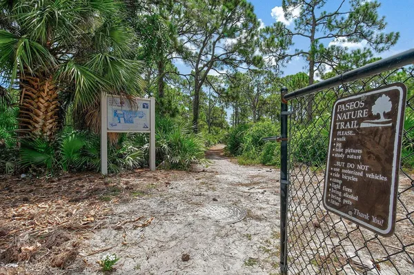 $1,599,000 | 149 Via Catalunha, Jupiter, FL 33458