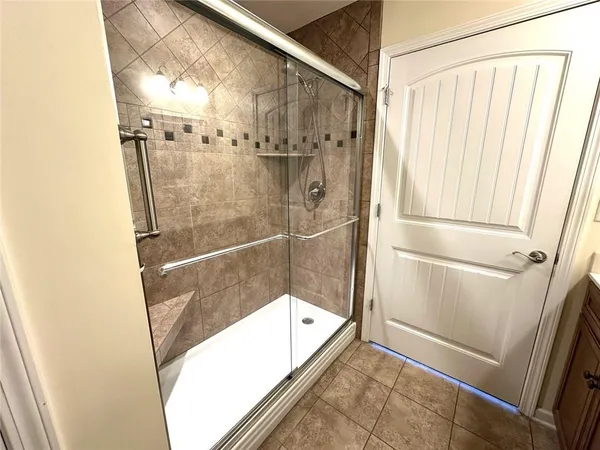 a bathroom with a bathtub