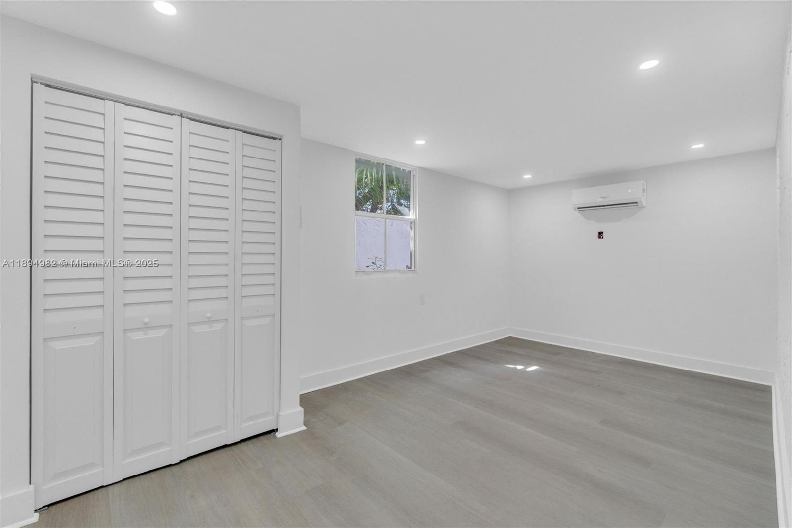 508 Northwest 11th Street, Unit 1 Miami, FL 33136 - Photo 15 of 33