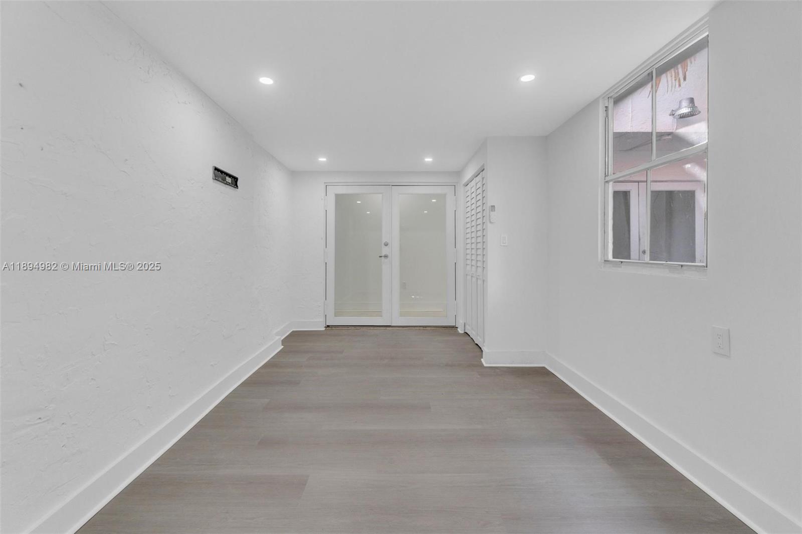 508 Northwest 11th Street, Unit 1 Miami, FL 33136 - Photo 16 of 33