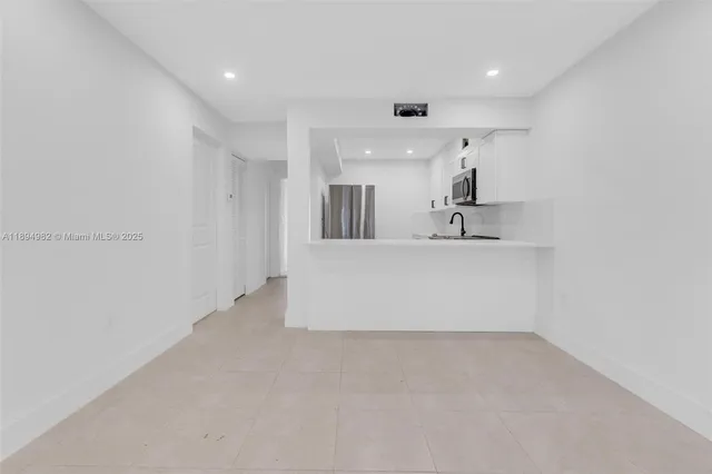 $2,390 | 508 Northwest 11th Street, Unit 1, Miami, FL 33136