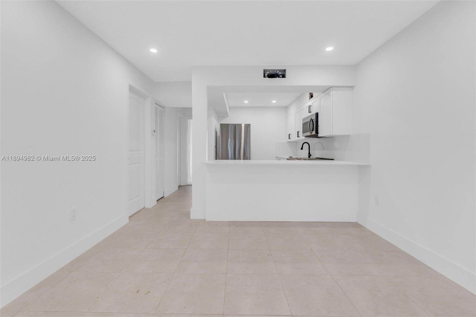 508 Northwest 11th Street, Unit 1 Miami, FL 33136 - Photo 18 of 33