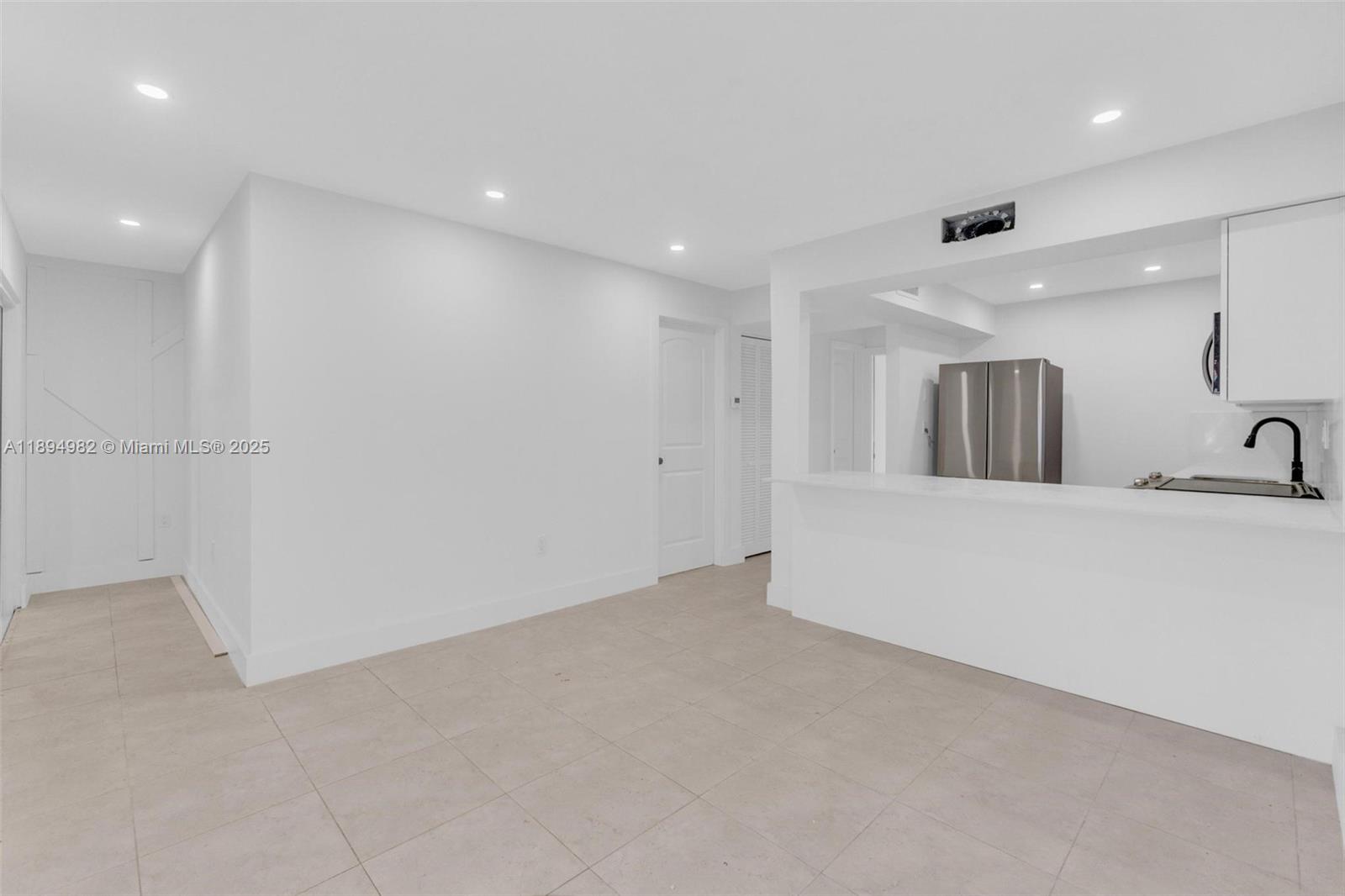 508 Northwest 11th Street, Unit 1 Miami, FL 33136 - Photo 19 of 33