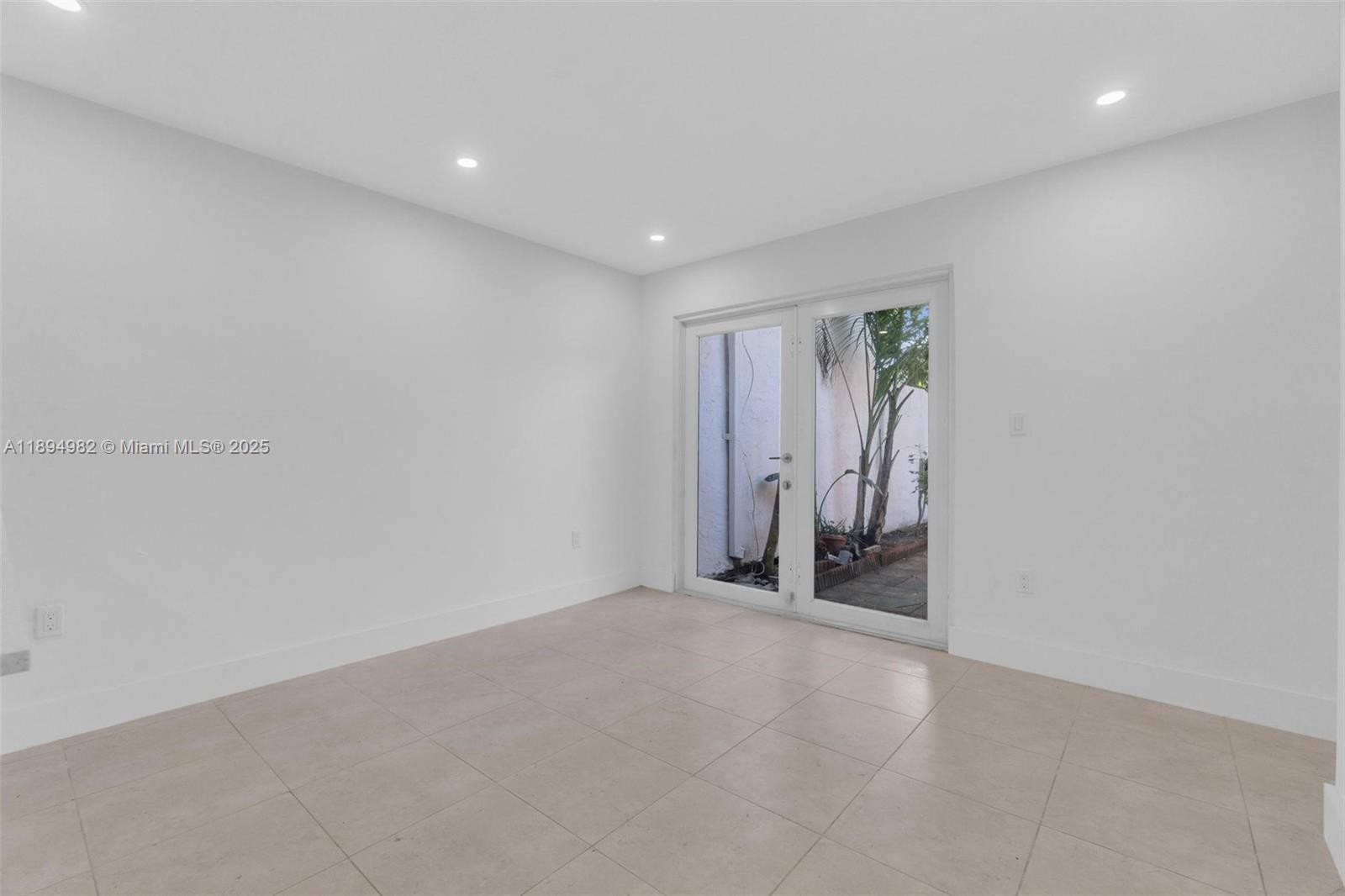 508 Northwest 11th Street, Unit 1 Miami, FL 33136 - Photo 20 of 33