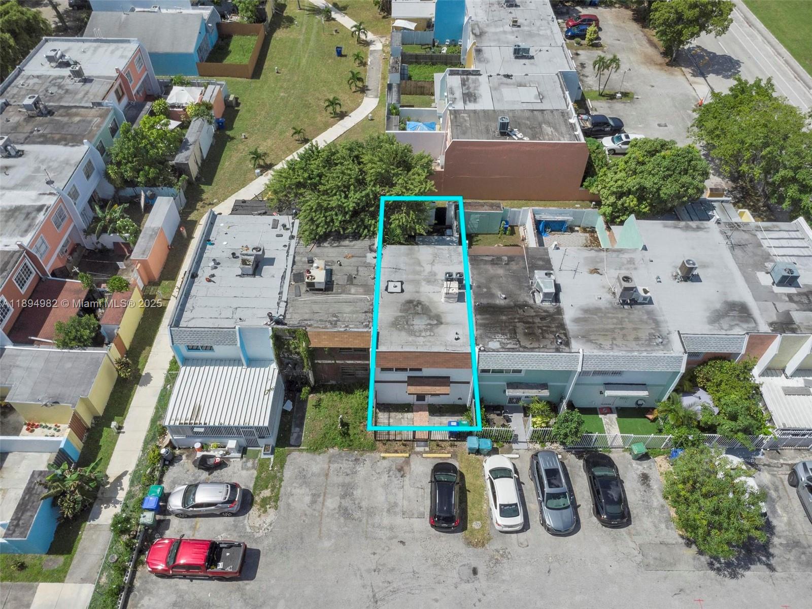 508 Northwest 11th Street, Unit 1 Miami, FL 33136 - Photo 26 of 33