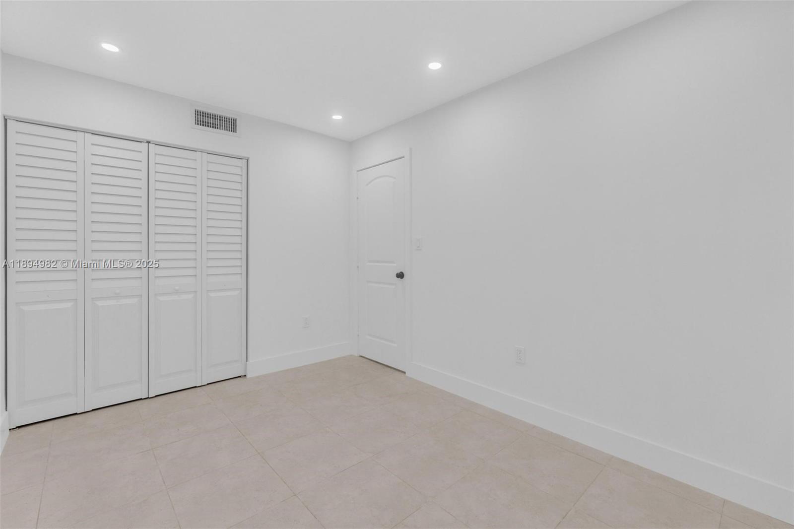 508 Northwest 11th Street, Unit 1 Miami, FL 33136 - Photo 8 of 33