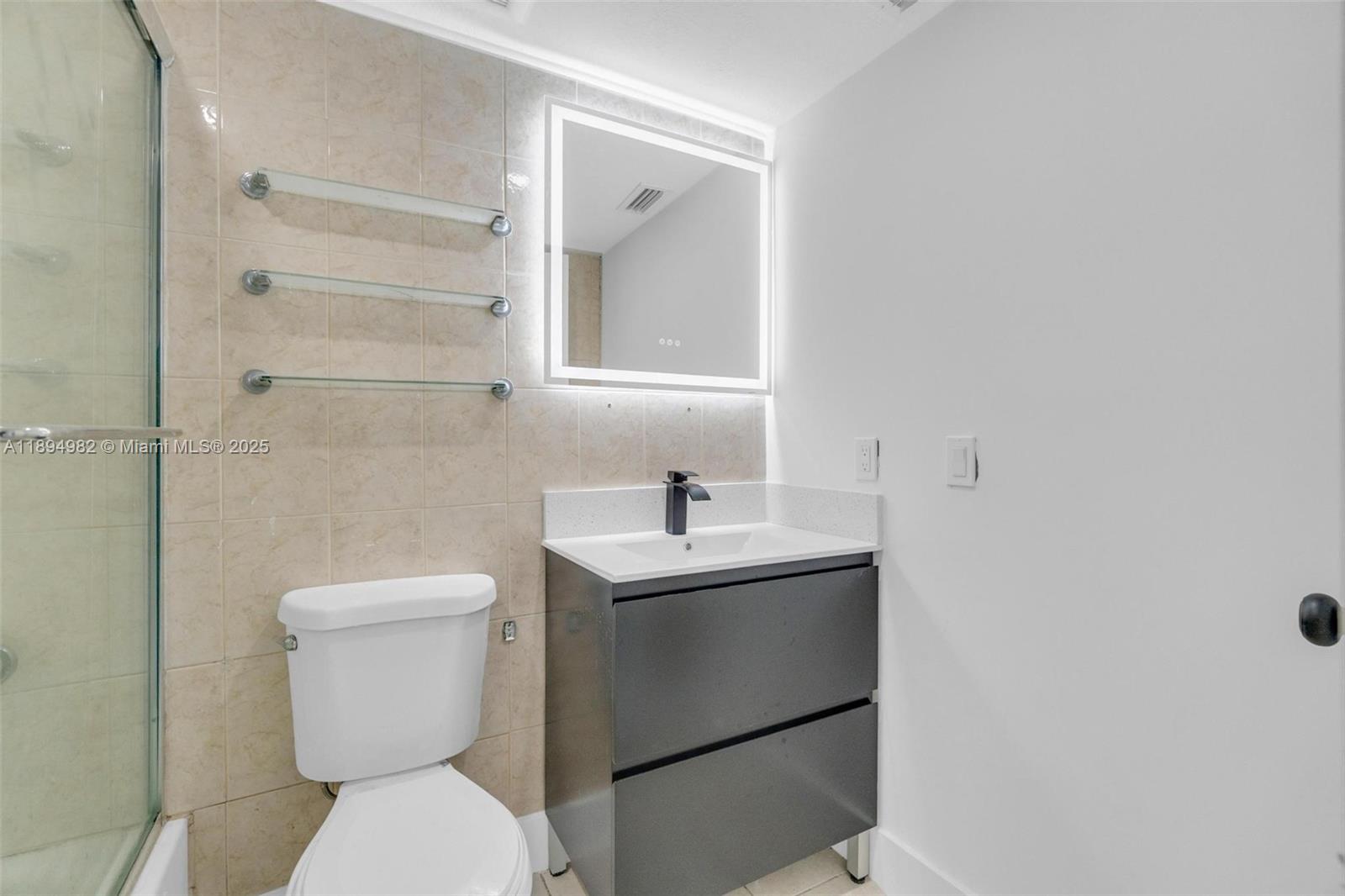 508 Northwest 11th Street, Unit 1 Miami, FL 33136 - Photo 9 of 33