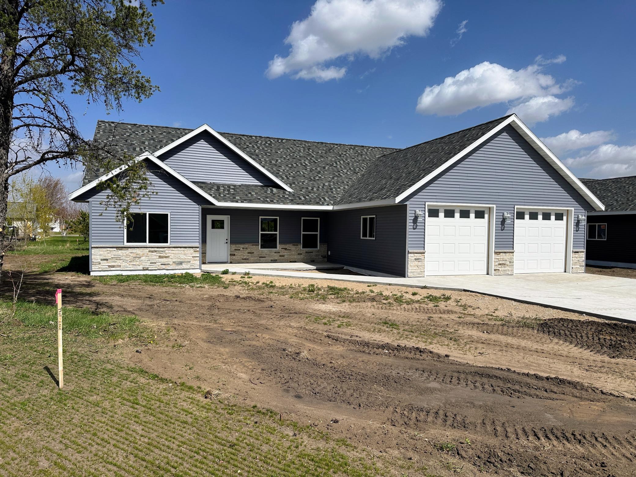706 11th Street Northwest Perham, MN 56573 - Photo 8 of 22