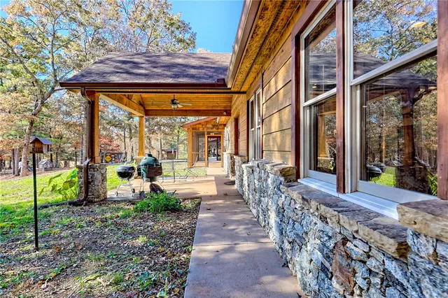 $799,000 | 225 Whetstone Mountain Rd Mountain Rest, Mountain Rest, SC 29664