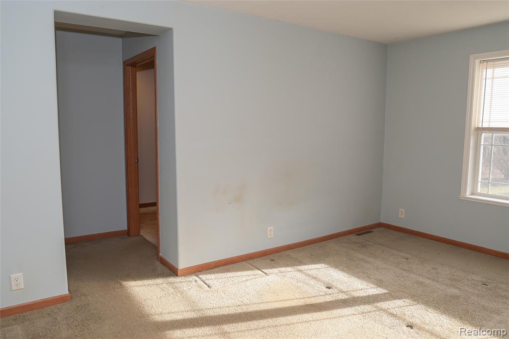 2755 Curtis Road Leonard, MI 48367 - Photo 34 of 61