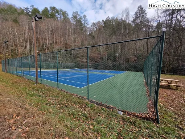 a view of a tennis court
