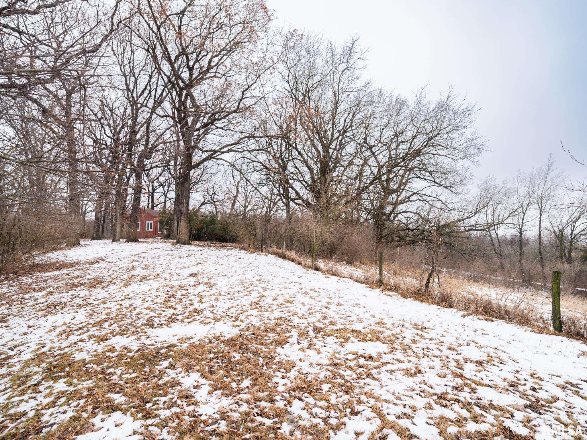 15720 Red Shale Hill Road Pekin, IL 61554 - Photo 23 of 26