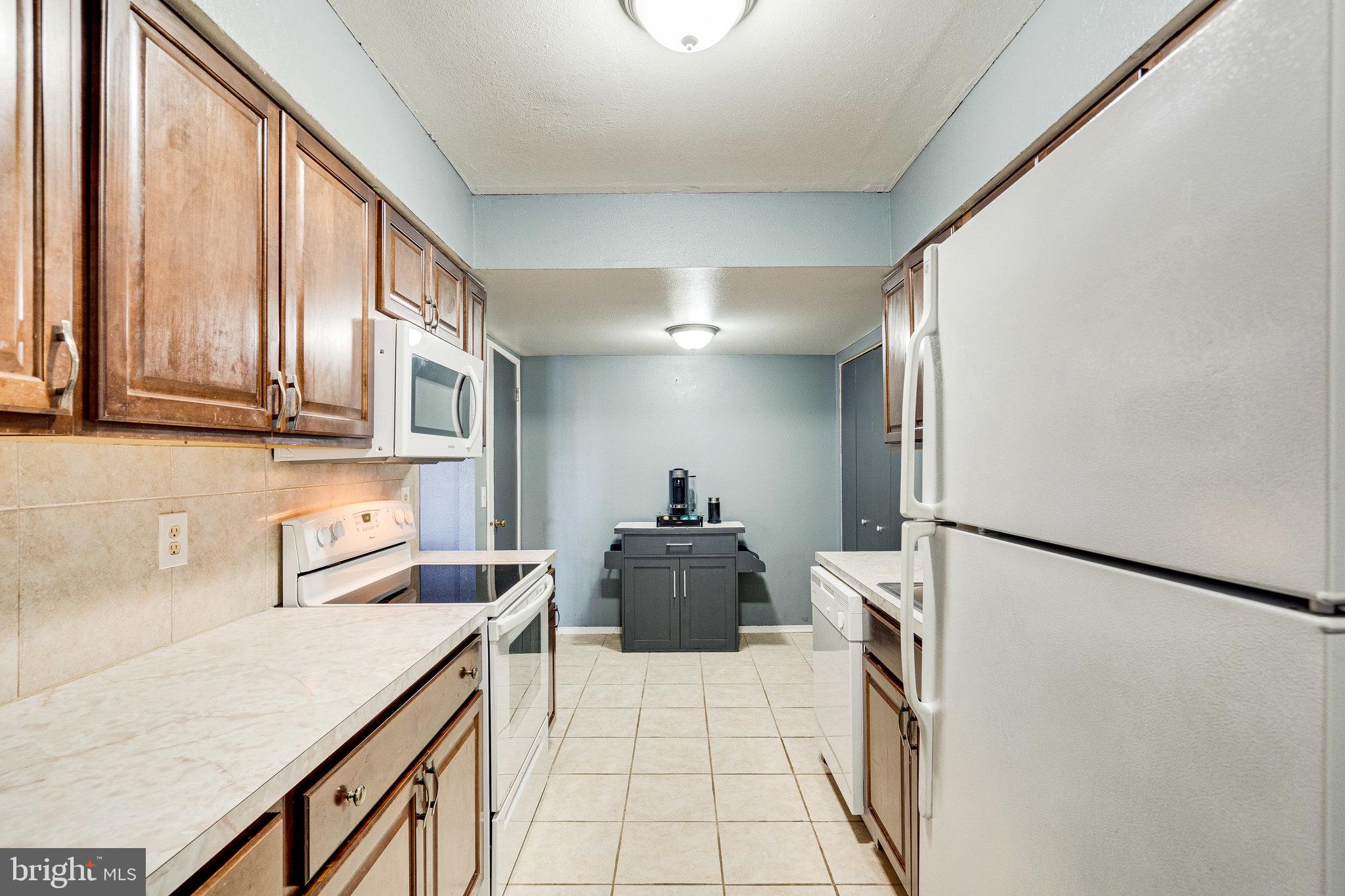 6101 Edsall Road, Unit 1704 Alexandria, VA 22304 - Photo 20 of 66